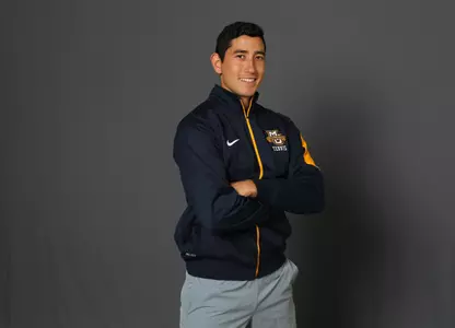 Senior Daniel Fernandez picked up a win at No. 1 singles in the opener.