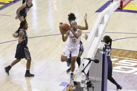 Erika Davenport tallied 14 points and seven rebouns in MU's win over St. John's on Friday night