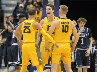 Matt Heldt reached double figures for the second time in his career in the victory.