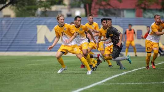 Men's Soccer set piece