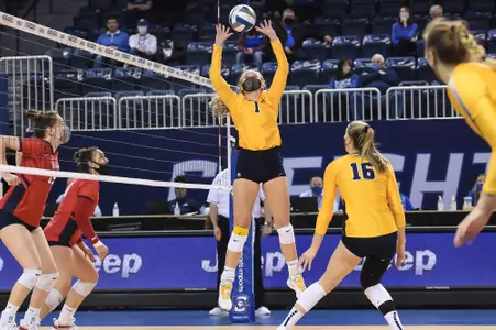 Claire Mosher Big East Volleyball
