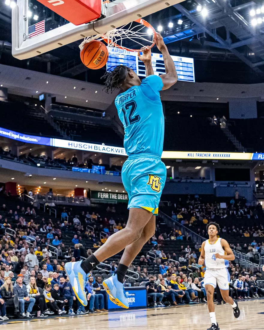 Marquette Men's basketball defeats LIU 95-58 in Fiserv Forum on Thursday November 17, 2022.