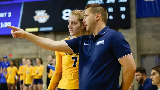Women's Volleyball, 7 Ella Foti, Ryan Theis Head Coach, Kentucky