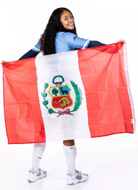Yadhira Anchante Peru flag