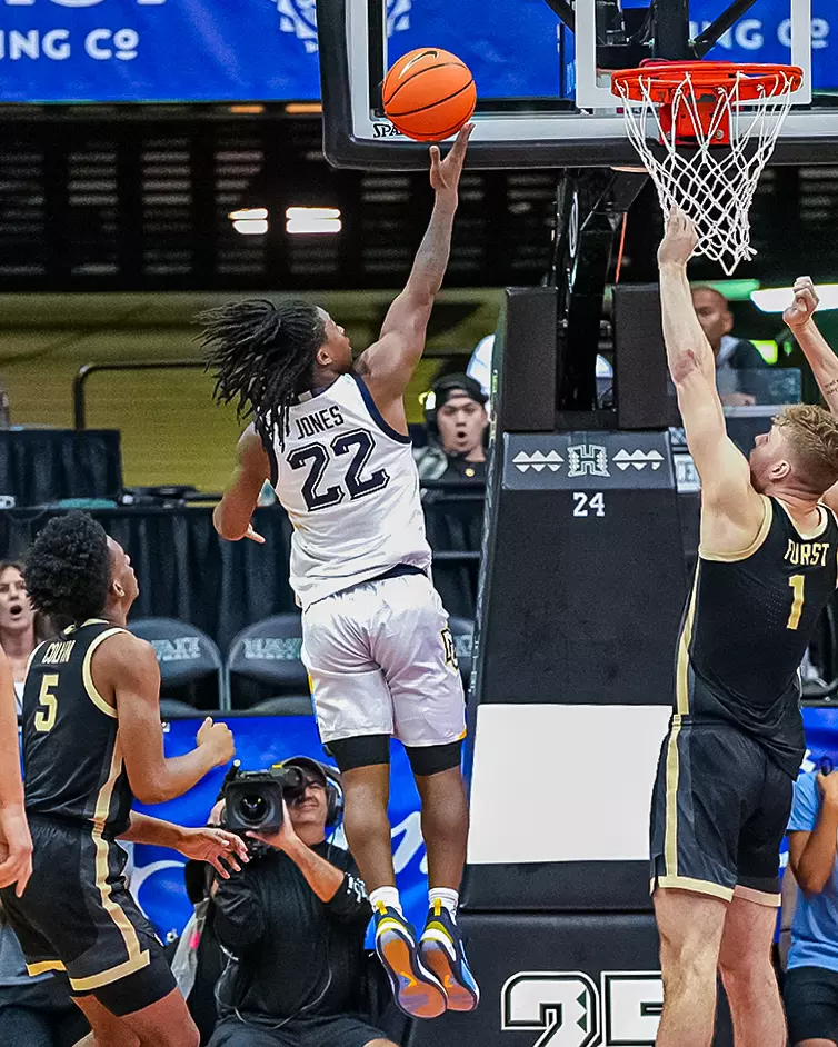 #4 Marquette Basketball Falls to #2 Purdue  75-78  at SimpliFi Center in Honolulu Hawaii on Wednesday November 22, 2023.