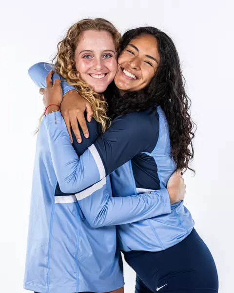 7 Ella Foti, 1 Yadhira Anchante