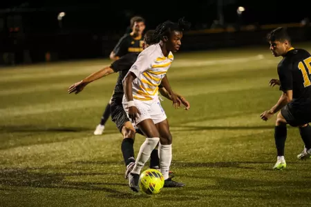 Karim PAre vs UWM