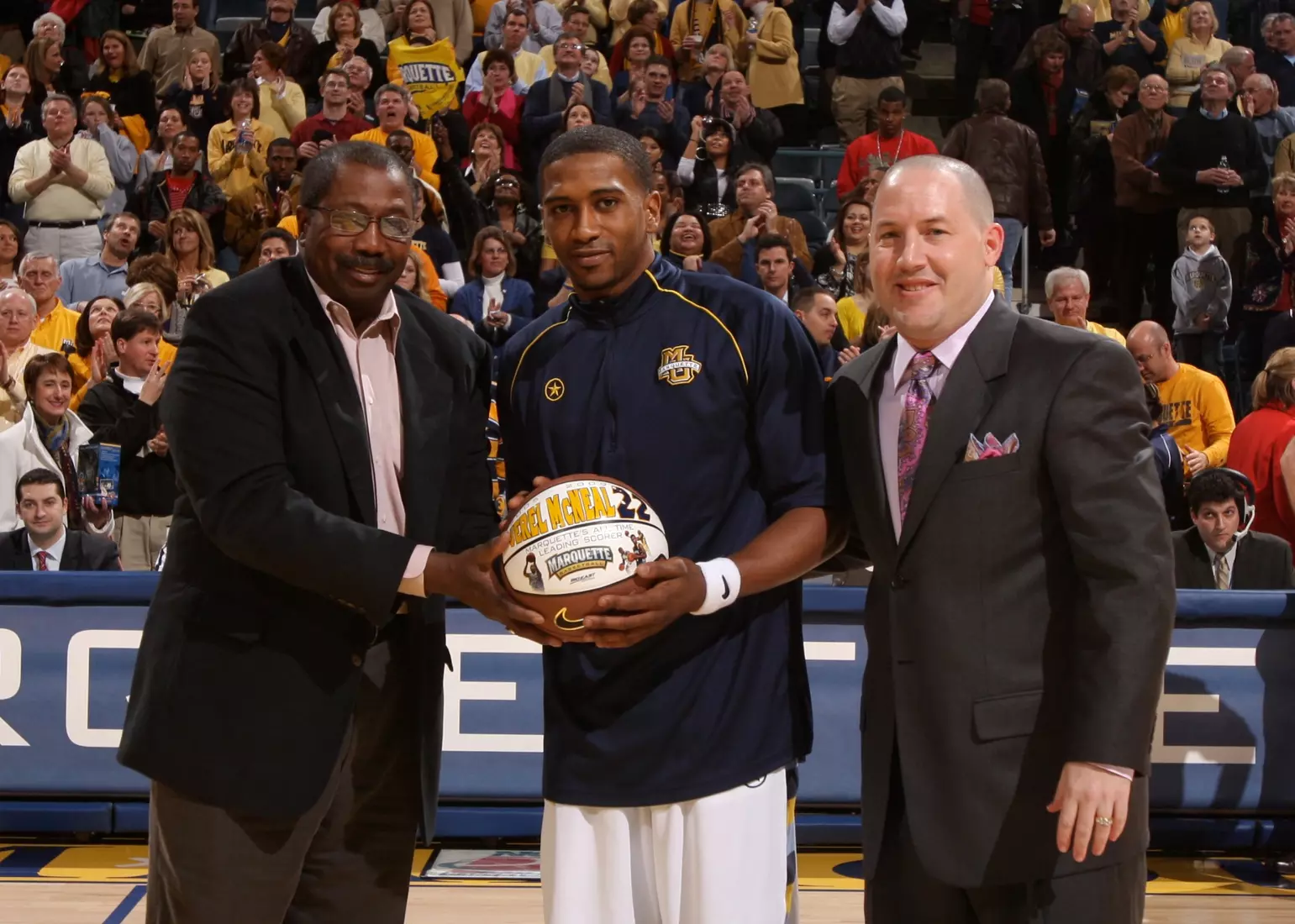 Marquette Men's Basketball defeats St. John's University.
Men's Basketball, St. John's, Bradley Center