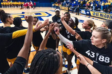 WBB Heads to Minneapolis for First Road Test Image