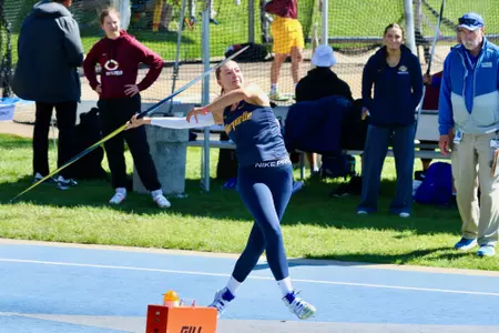 Track & Field Completes Final Day at Drake Relays Saturday Image