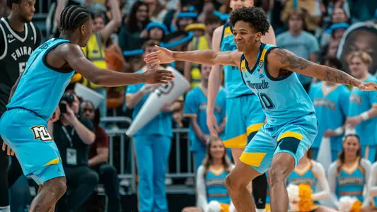 1 Kam Jones, 10 Damarius Owens
#21 Marquette Men's Basketball defeats Providence 82-52 on Tuesday, February 25th, 2025 at Fiserv Forum in Milwaukee, WI