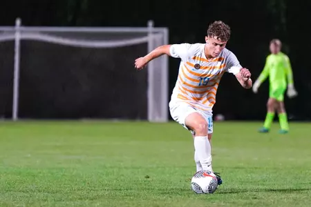 19 Leo Rodriguez
Marquette mens soccer defeats Edgewood 1-0 on senior night at Valley Fields on September 12. 2024.