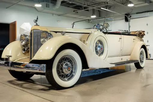 1934 Packard