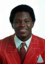 I told you Chris Murray had a red suit with white stripes!!!