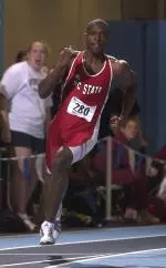 TJ Giwa won the 200 meters and was fifth in the 60 meters at UNC this weekend.