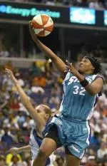 Andrea Stinson will have her No. 32 Charlotte Sting jersey retired on May 20.