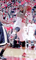 Senior Tracy Smith has averaged 18 points in the three games since returning from knee surgery.