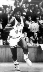 Wolfpack fans can bid on great Wolfpack items on Saturday night