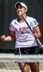 Nicole Martinez teamed with Elisha Hande to go 3-1 in doubles