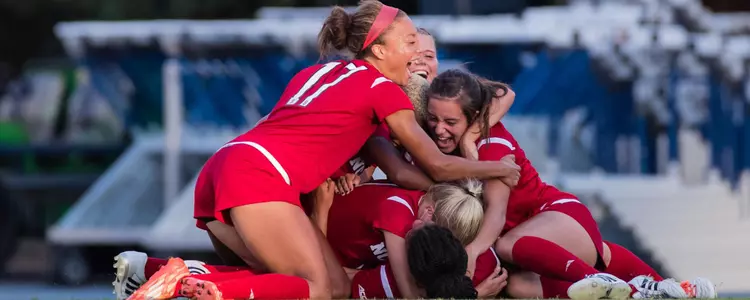 Wolfpack Marches On, Downs BC 1-0 Image
