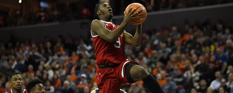 Lavar Batts Jr dribble Virginia