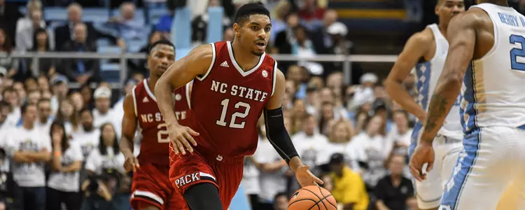 Allerik Freeman dribble at UNC
