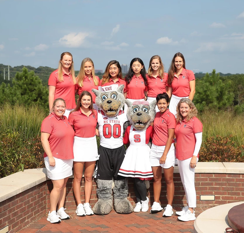 WGOLF Team Photo 2018-19