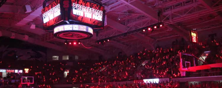 Primetime with the Pack Crowd Shot