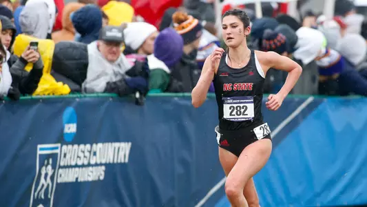 Elly Henes NCAAs 2019