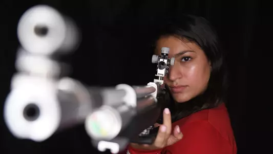 aliya butt_ring light photo