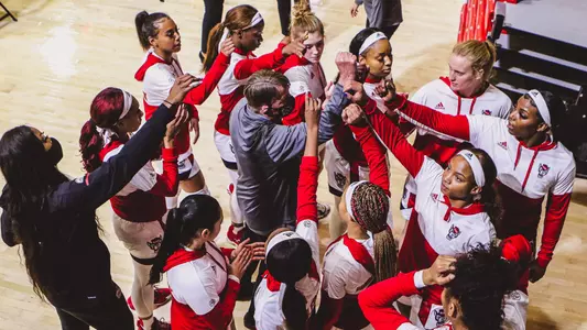 WBB Team Elon