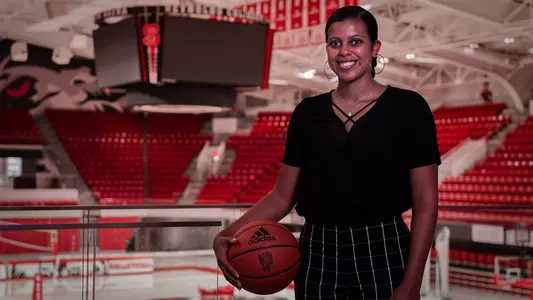 Lexie Barrier Graduate Manager