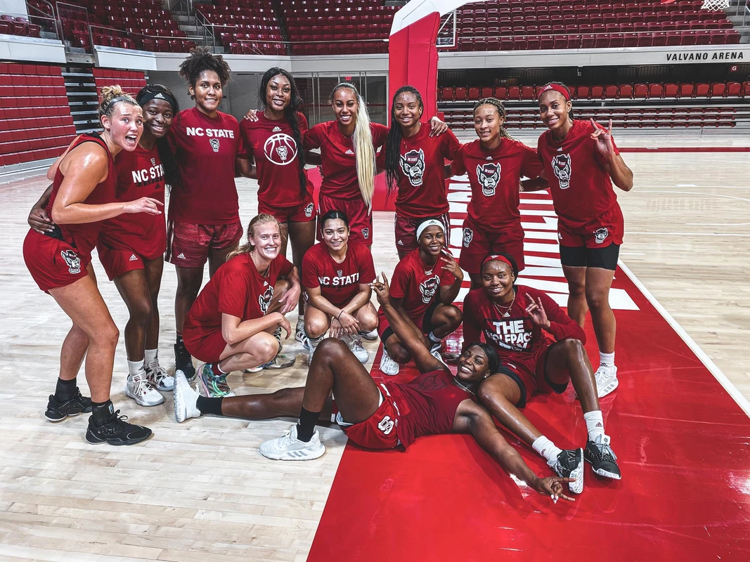 WBB Roster Photo Draft