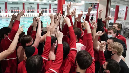 Men's Team Huddle Throwback