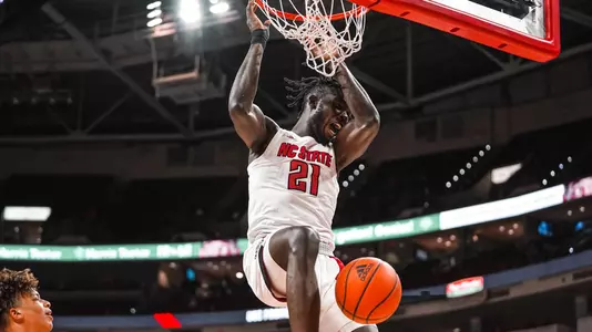 Ebenezer Dowuona dunk (LaTech)