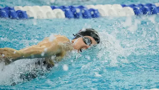 Julia Poole 200 free