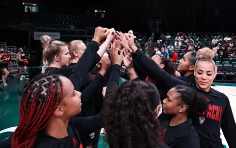 Team Huddle at Miami 2022