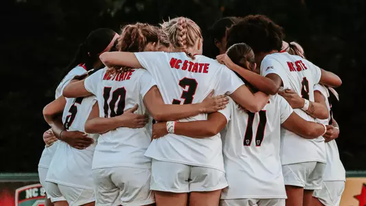 TeamHuddleWSOC_2023_HPU