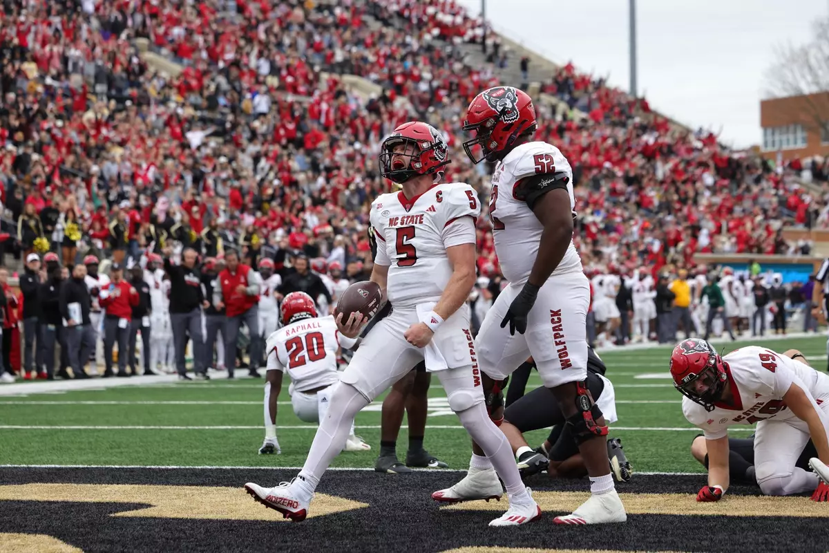 Brennan Armstrong celebrates rushing touchdown at Wake Forest