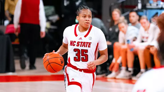 Zoe Brooks Dribble Catawba 2023