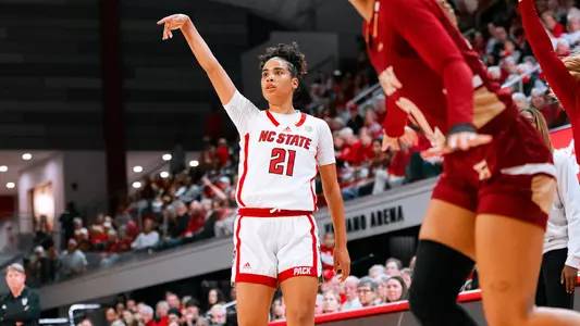 Madison Hayes Shot Follow Through Elon 2023