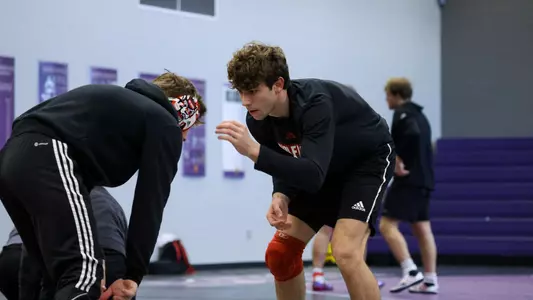 Z. Karagias at Collegiate Duals
