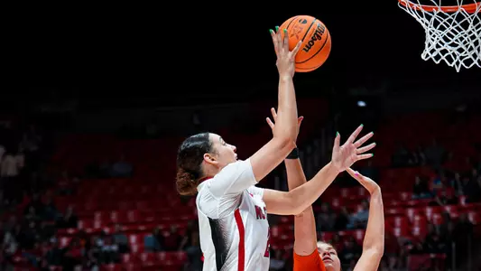 Mimi Collins Floater NCAAT 2023 R1