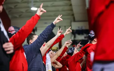 Wolfhands at home meet