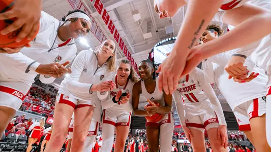 Women's Basketball Team Huddle Senior Day 2024
