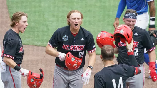 Alec Makarewicz post homer in the CWS vs Kentucky 06/15/2024