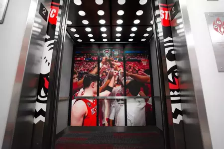 Dail Basketball Elevator