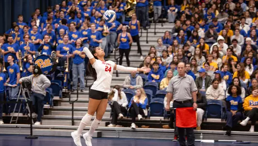 Daniels serving at #4 Pitt - 10/24/25