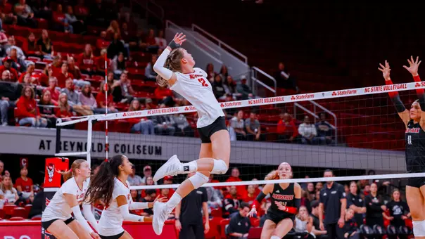 Courtney Bryant vs #7 Louisville - 11/7/25