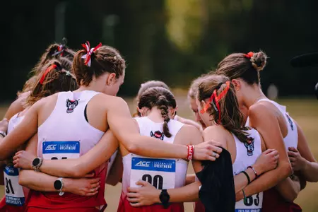 XC huddle women 2024